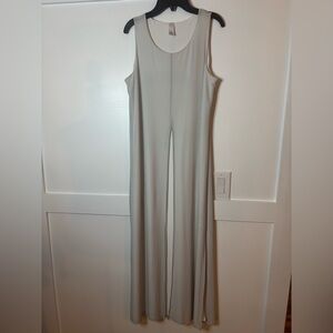 MarlaWynne Sleeveless Maxi Dress in Soft Cream size Small petite